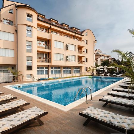 Boutique Wellness Hotel Ambrosia 切尔诺莫雷茨 外观 照片
