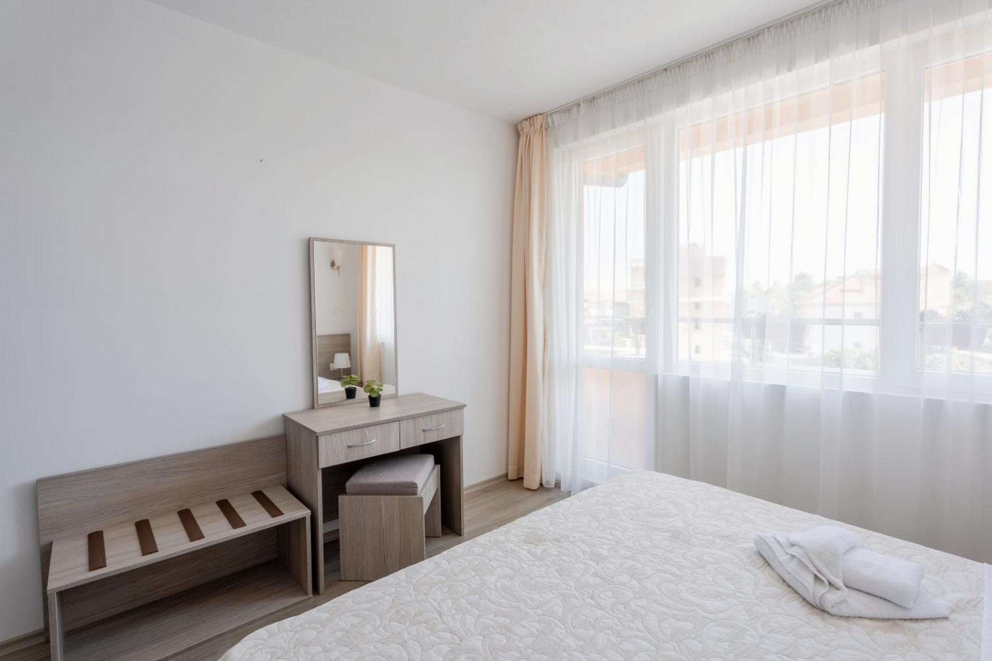 Boutique Wellness Hotel Ambrosia 切尔诺莫雷茨 外观 照片